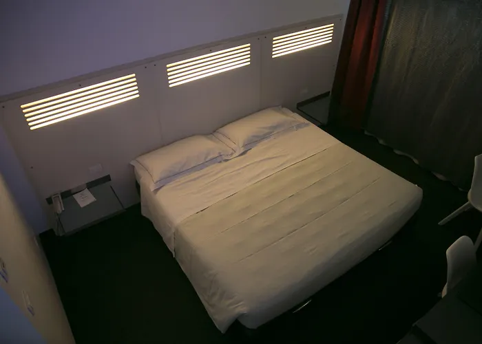 Отель Daytona Business