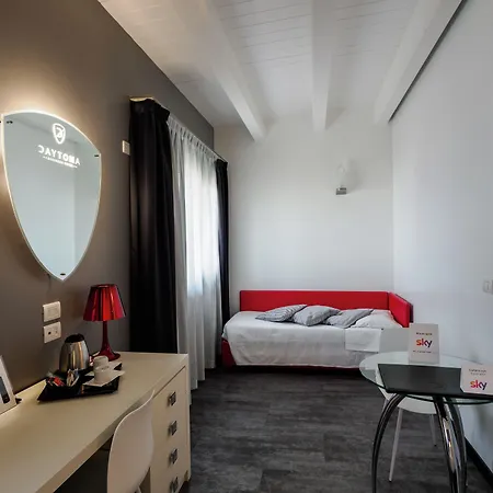 Daytona Business Hotel 4*