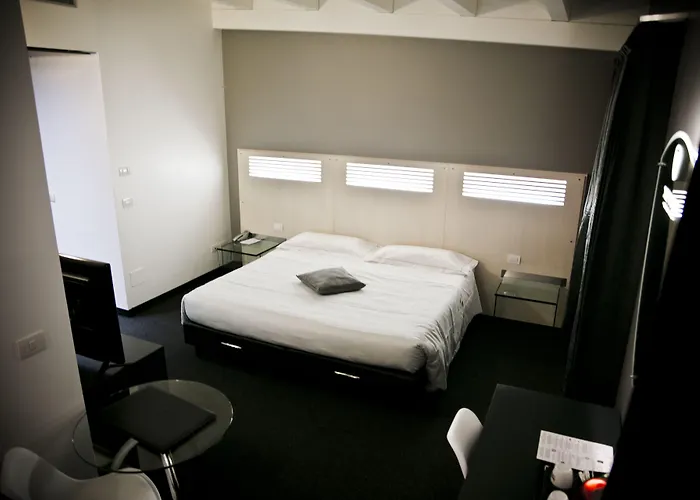 Daytona Business فندق