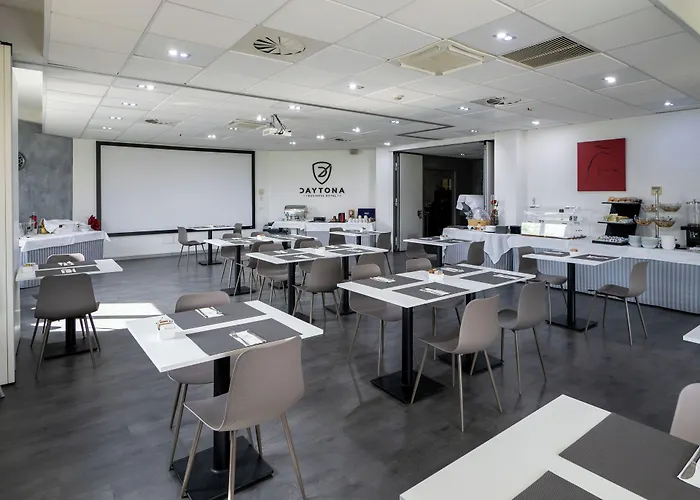 Daytona Business 호텔 4*